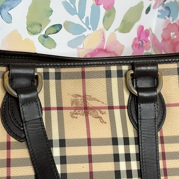 💯Authentic  BURBERRY HAYMARKET CHECK TOTE BAG LEATHER  HANDBAGS WOMEN🍀 - Picture 16 of 17
